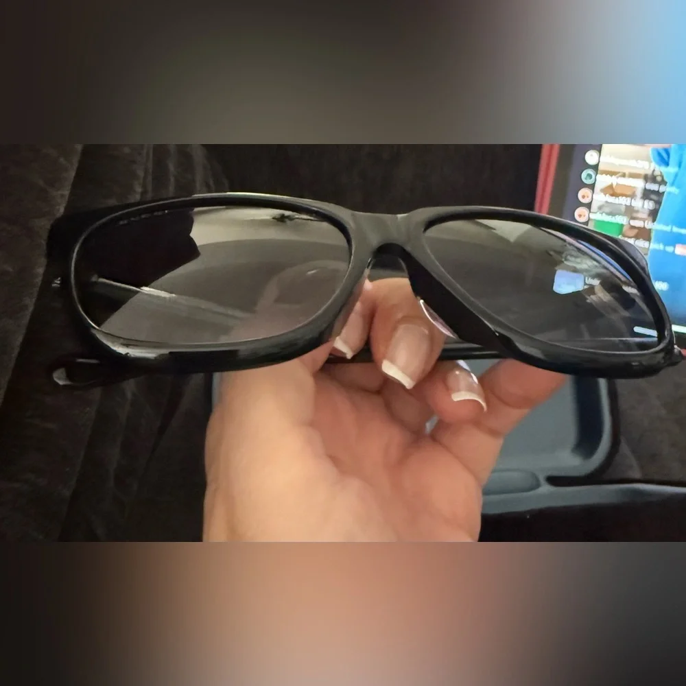 Gucci Black Sunglasses‎ new in case. Still on website - Picture 4 of 4